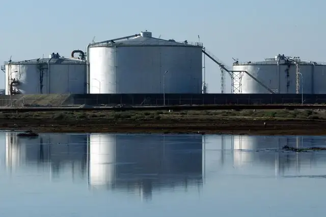 Kuwait oil price drops to USD 73.31 pb -- KPC