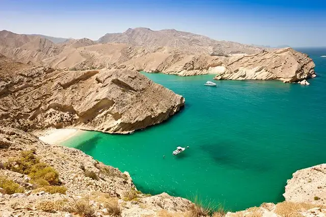 Oman: Tourism prospers during 4-day break