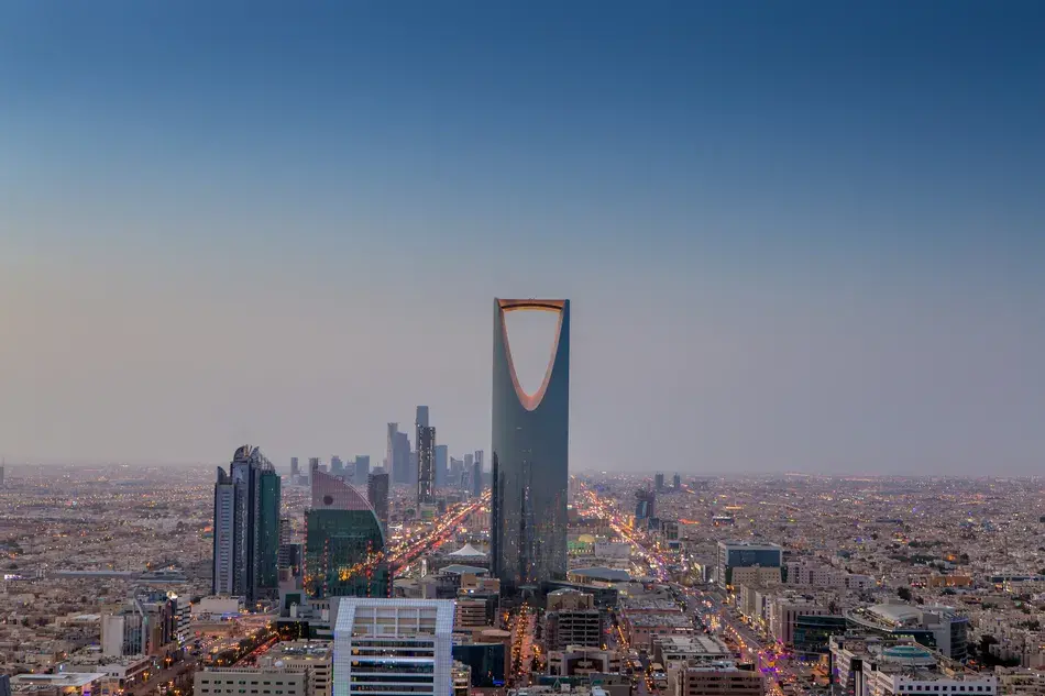 Saudi Arabia to raise minimum wage threshold
